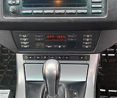 2005 BMW X5 - Image 7/9