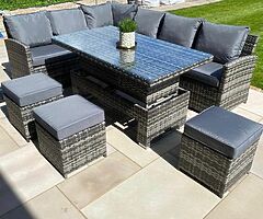 RATTAN GARDEN SET - 
