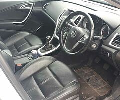 2010 Vauxhall Astra - Image 4/8