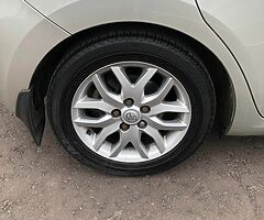 Toyota Auris TR 2.0 D4D *CHEAP/MINT CONDITION* - Image 6/10