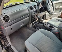2006 Jeep Cherokee - Image 9/10