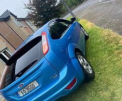 Ford Focus 2011￼