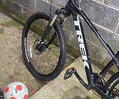 Trek marlin 5