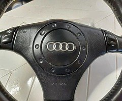 Genuine s6 steering wheel - Image 3/5