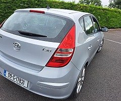 '09 Hyundai I30 Premium 1.6 CRDI hatchback - Image 4/10