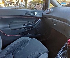 Fiesta zetec S - Image 8/10