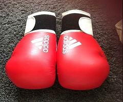 Adidas Boxing gloves and hand wraps - Image 3/3
