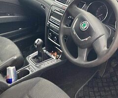 Skoda superb 1.6tdi engine seized 300 miles - Image 3/8