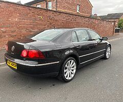 2008 Volkswagen Phaeton - Image 5/10