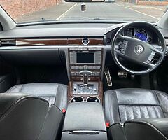 2008 Volkswagen Phaeton - Image 9/10