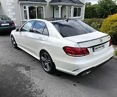 MERCEDES E250 AMG - Image 10/10