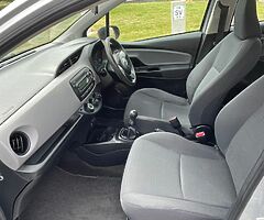 Toyota Yaris 1.0 litre nct24:3;2023–tax28.3.2023 180325 km - Image 5/7