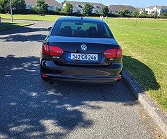 VW JETTA 1.6TDI AUTO DSG COMFORTLINE LOW MILES - Image 4/10