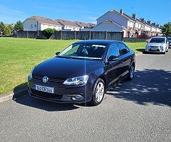 VW JETTA 1.6TDI AUTO DSG COMFORTLINE LOW MILES - Image 5/10