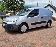2012 Peugeot Partner