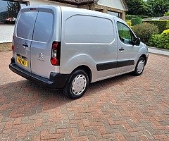 2012 Peugeot Partner - Image 5/8