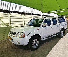 Nissan NP 300 2.5 4x4 very good condition and clean Roadworthy Don
