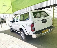 Nissan NP 300 2.5 4x4 very good condition and clean Roadworthy Don - Image 6/6
