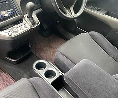 07 Honda stream 1.7 RSZ auto 7seater - Image 4/8