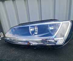 Volkswagen VW Jetta Mk6 2011-18 Halogen Headlight Passenger Side
