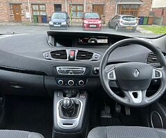 Grey 2011 Renault Grand Scenic 1.6 petrol VVT Dynamique TomTom 5dr for sale, may swap or P/X - Image 8/10