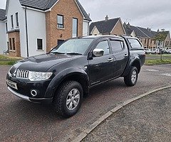 2011 Mitsubishi L200