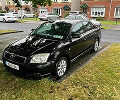 Toyota avensis 1.8 mint condition