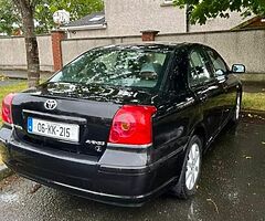 Toyota avensis 1.8 mint condition
