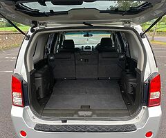 2006 Nissan Pathfinder - Image 6/10