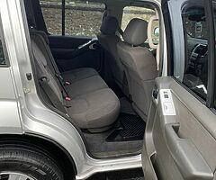 2006 Nissan Pathfinder - Image 9/10