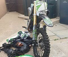 STOMP PITBIKE 125CC