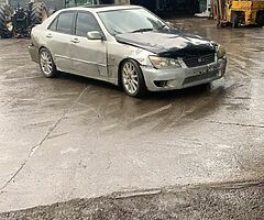 2004 Lexus Is200