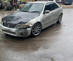 2004 Lexus Is200 - Image 3/6