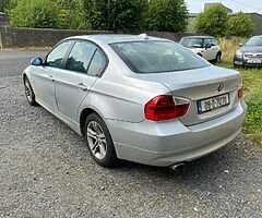 BMW 318D 2008 - Image 3/9