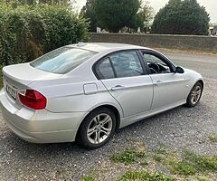 BMW 318D 2008 - Image 5/9