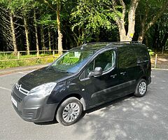 2017 Citroën Berlingo - Image 5/10