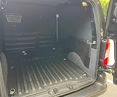 2017 Citroën Berlingo - Image 9/10