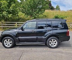 Mitsubishi pajero 3.2 automatic 5 seater crewcab, - Image 5/9
