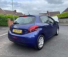 2016 Peugeot 208 - Image 5/10