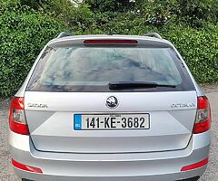 Akoda Octavia 2014 2.0Tdi dsg executive - Image 7/10