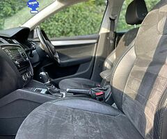 Akoda Octavia 2014 2.0Tdi dsg executive - Image 8/10