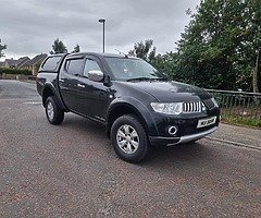 2011 Mitsubishi L200