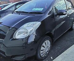 Toyota vitz 1lt automatic