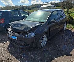 **BREAKING ONLY**2012 VOLKSWAGEN GOLF 1.6L Diesel**BREAKING ONLY**