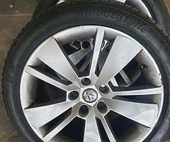 Vw passat r18 alloys
