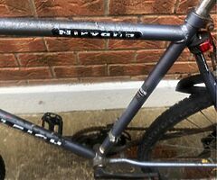 Raleigh bike vintage needs back tube - Image 4/4
