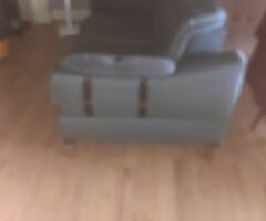 couches - Image 4/10