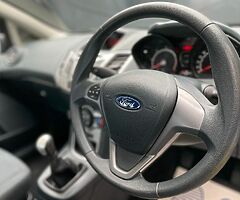 2010 Ford Fiesta  1.4 Diesel - Image 6/10