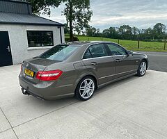 2012 Mercedes-Benz E class 250 - Image 6/10
