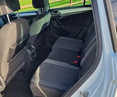 2016 VW Tiguan - Image 5/10